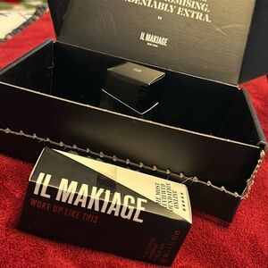 COPY - Il Makiage woke up like this foundation 060